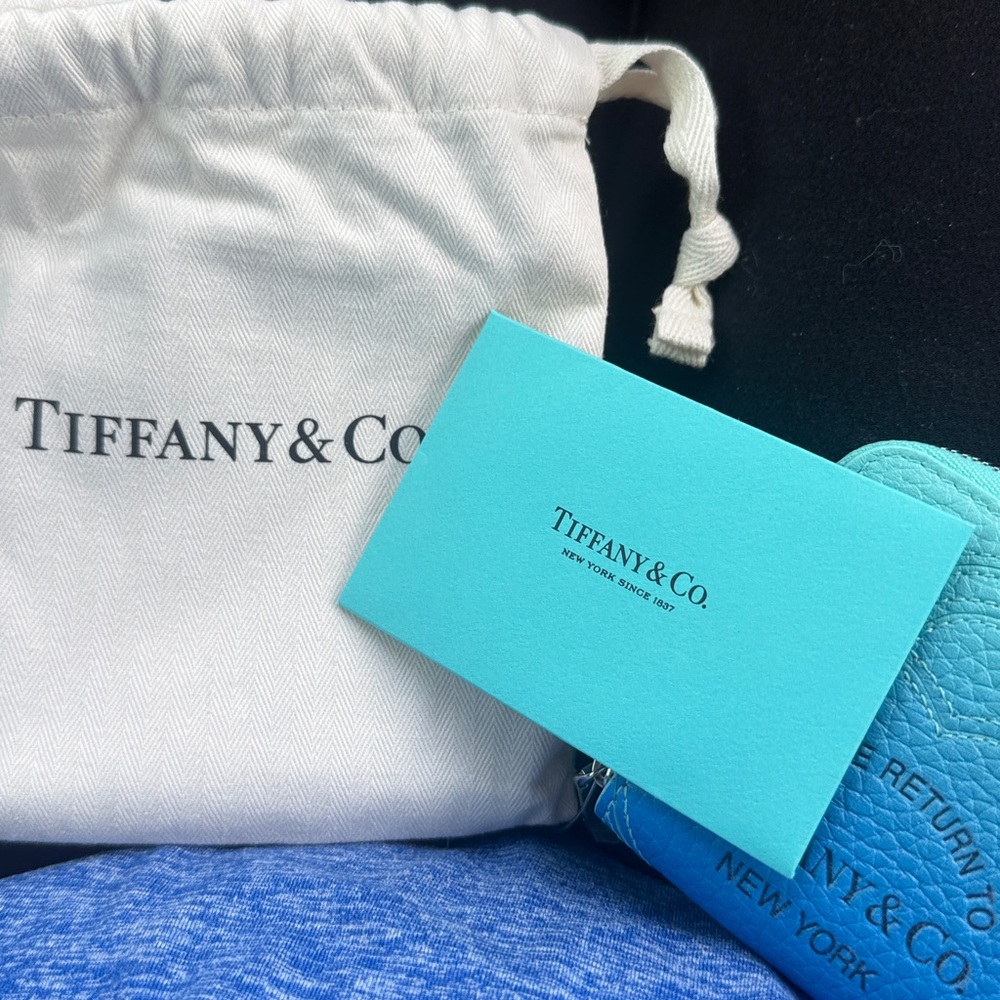 Tiffany & Co. Turquoise Leather Zip Wallet - Picture 2 of 3